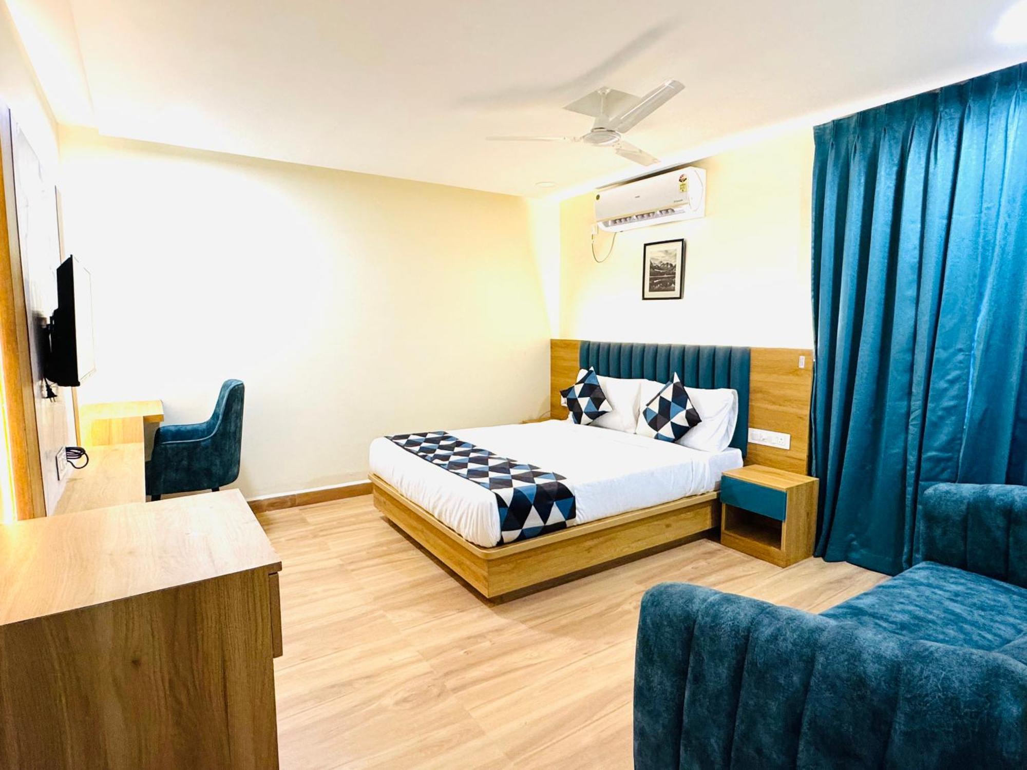 White Ridge Premium Hotel Haidarábád Kültér fotó