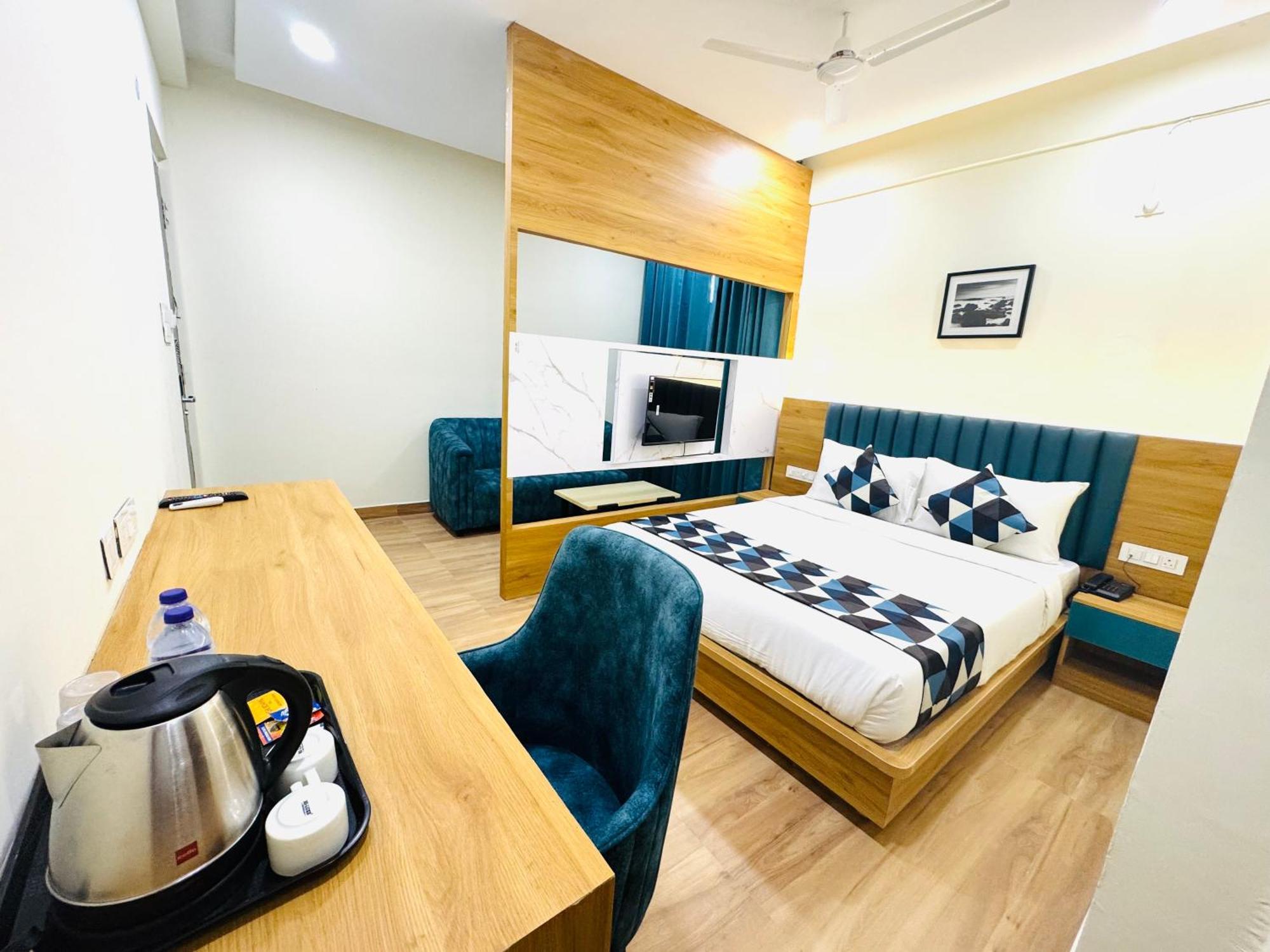 White Ridge Premium Hotel Haidarábád Kültér fotó