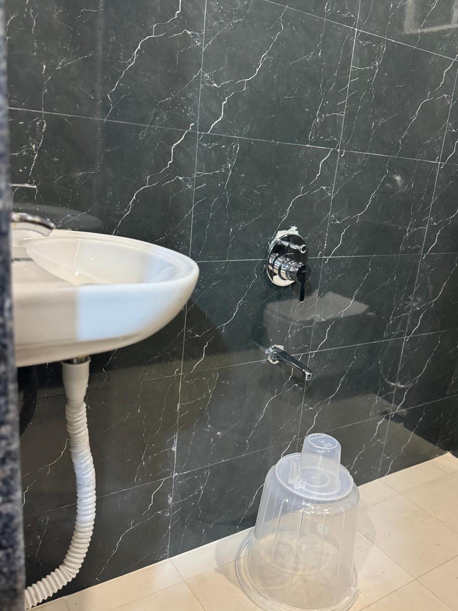 White Ridge Premium Hotel Haidarábád Kültér fotó